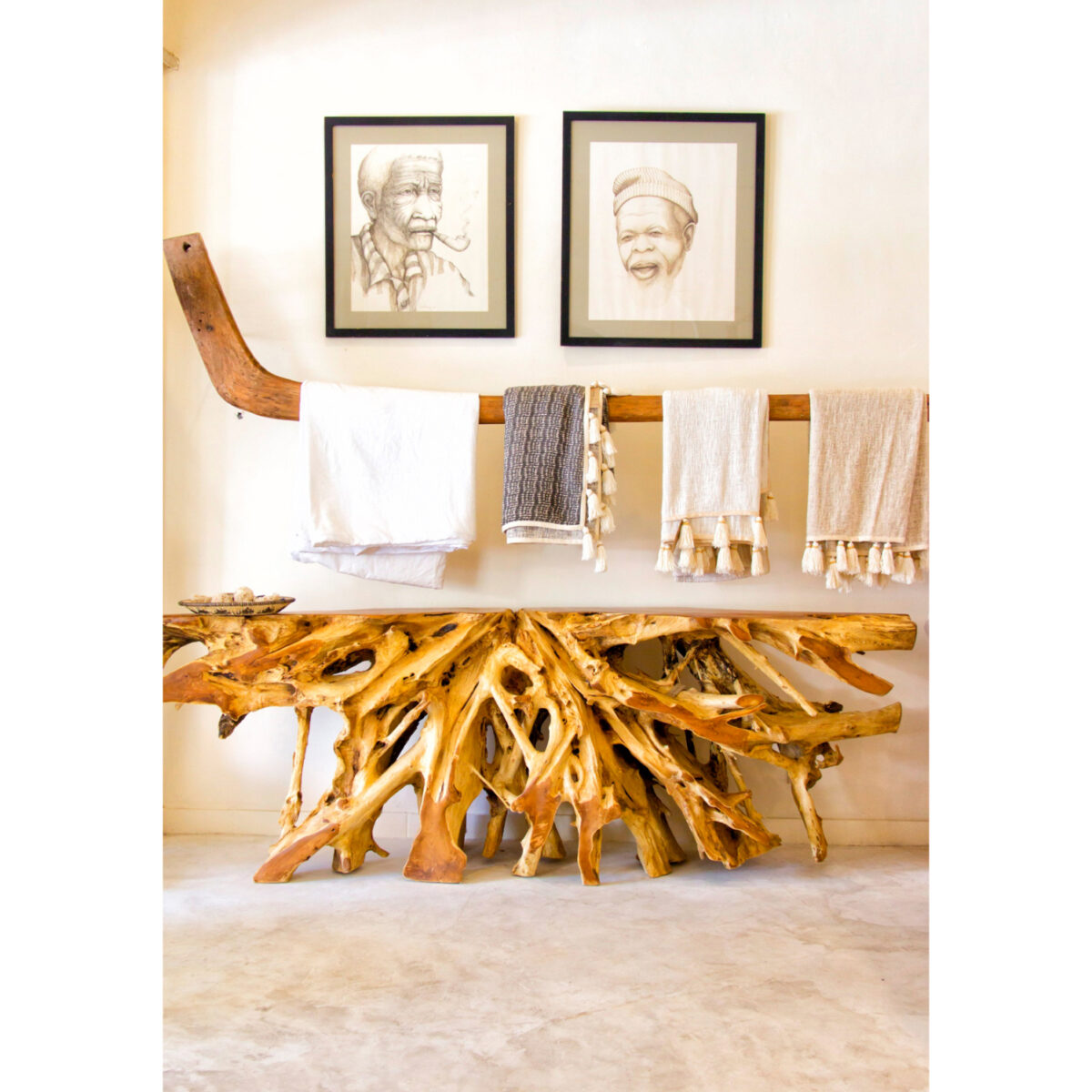 ΚΟΝΣΟΛΑ HM9369 ΑΠΟ ΜΑΣΙΦ ΞΥΛΟ ΤEAK ΦΥΣΙΚΟ 150Χ40Χ70Y EK. - Image 3