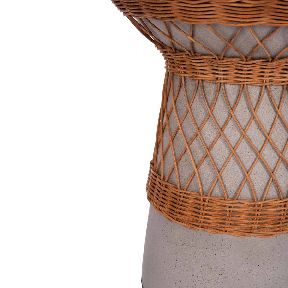 ΒΟΗΘΗΤΙΚΟ ΤΡΑΠΕΖΙ ΣΤΡΟΓΓΥΛΟ DELIA HM18167.03 FIBER CEMENT ΓΚΡΙ & RATTAN Φ40x45Υεκ - Image 6