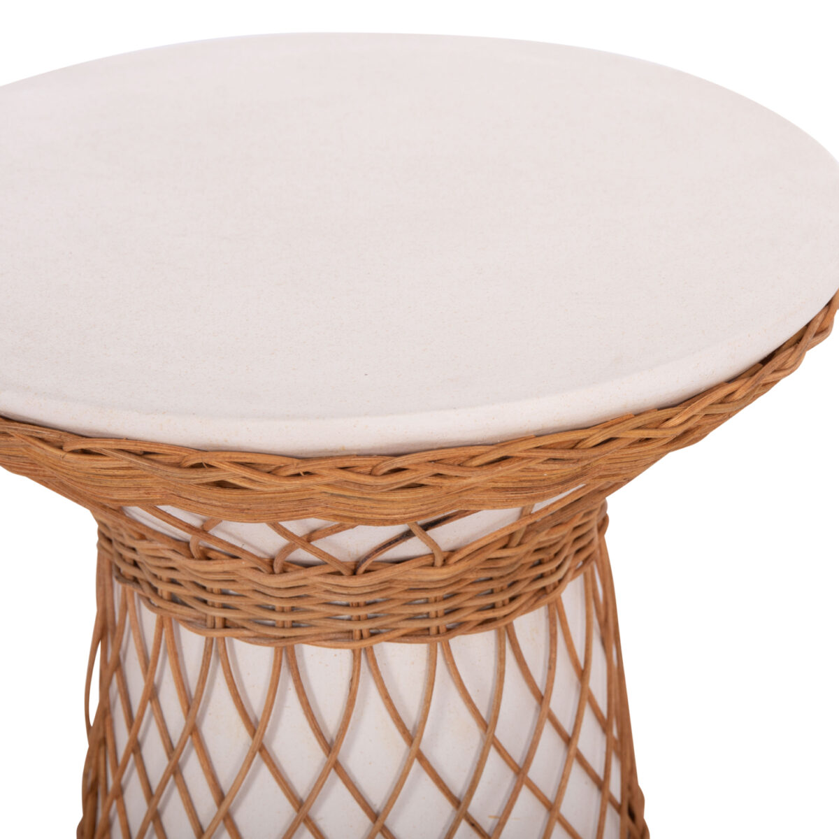 boithitiko-trapezi-stroggylo-fb91816702-3 ΒΟΗΘΗΤΙΚΟ ΤΡΑΠΕΖΙ ΣΤΡΟΓΓΥΛΟ DELIA HM18167.02 FIBER CEMENT ΛΕΥΚΟ & RATTAN Φ40x45Υεκ - Image 4