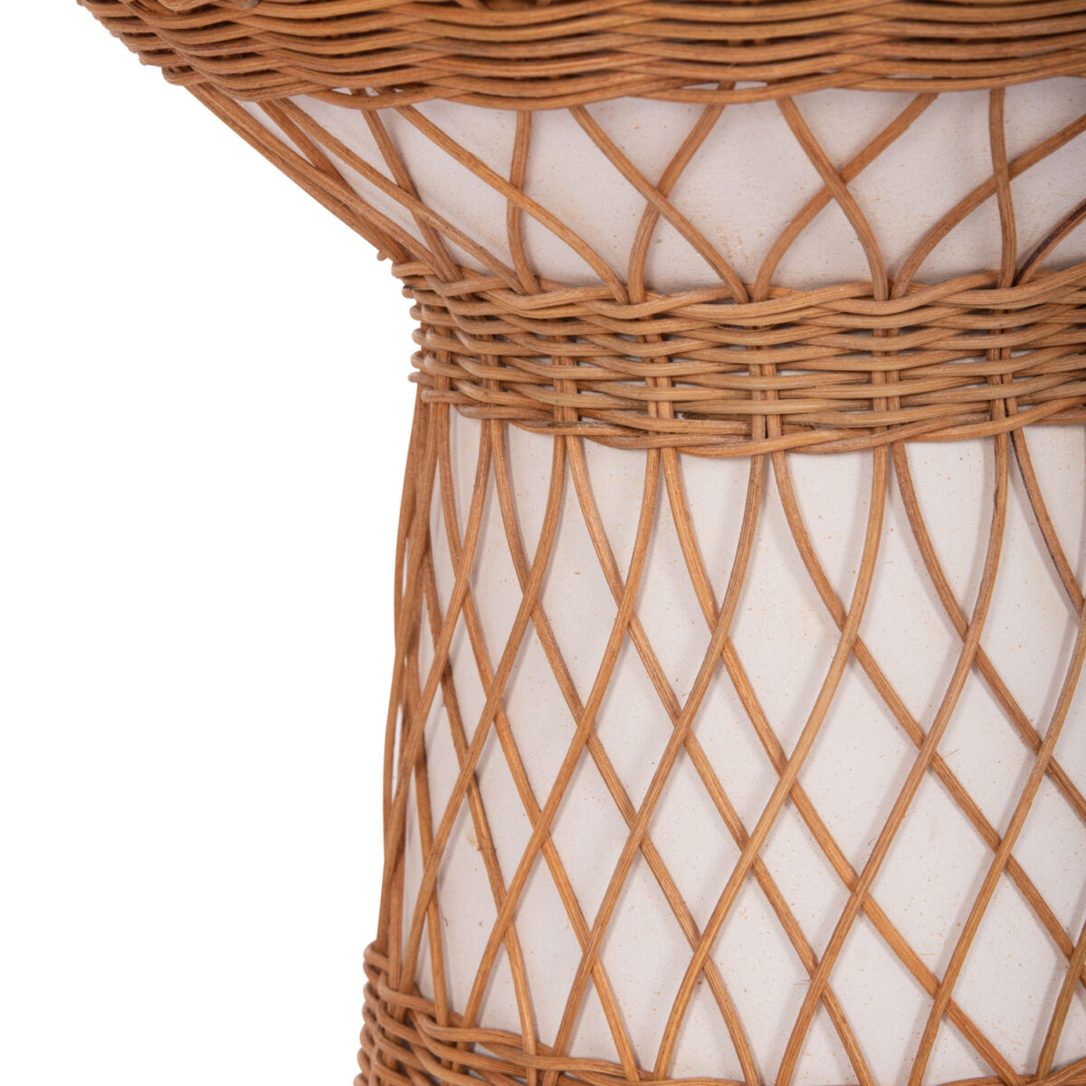 boithitiko-trapezi-stroggylo-fb91816702-5 ΒΟΗΘΗΤΙΚΟ ΤΡΑΠΕΖΙ ΣΤΡΟΓΓΥΛΟ DELIA HM18167.02 FIBER CEMENT ΛΕΥΚΟ & RATTAN Φ40x45Υεκ - Image 6