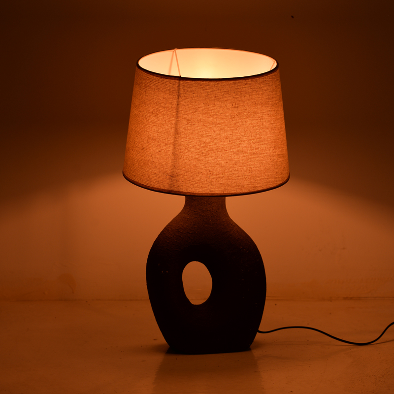 387-000006-1 Επιτραπέζιο φωτιστικό Ovola Inart Ε27 κεραμικό σε γκρι antique-μπεζ απόχρωση Φ30x52εκ - Image 2