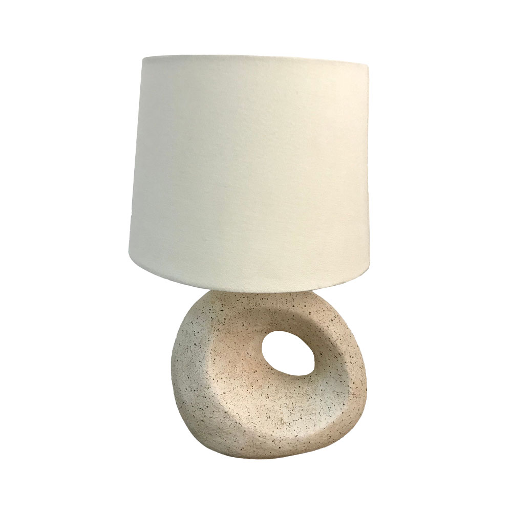 SHADE ON B ΦΩΤΙΣΤΙΚΟ ΕΠΙΤΡΑΠΕΖΙΟ 22x22x35.5cm POLYRESIN ΜΠΕΖ ΥΦΑΣΜΑ ΛΕΥΚΟ