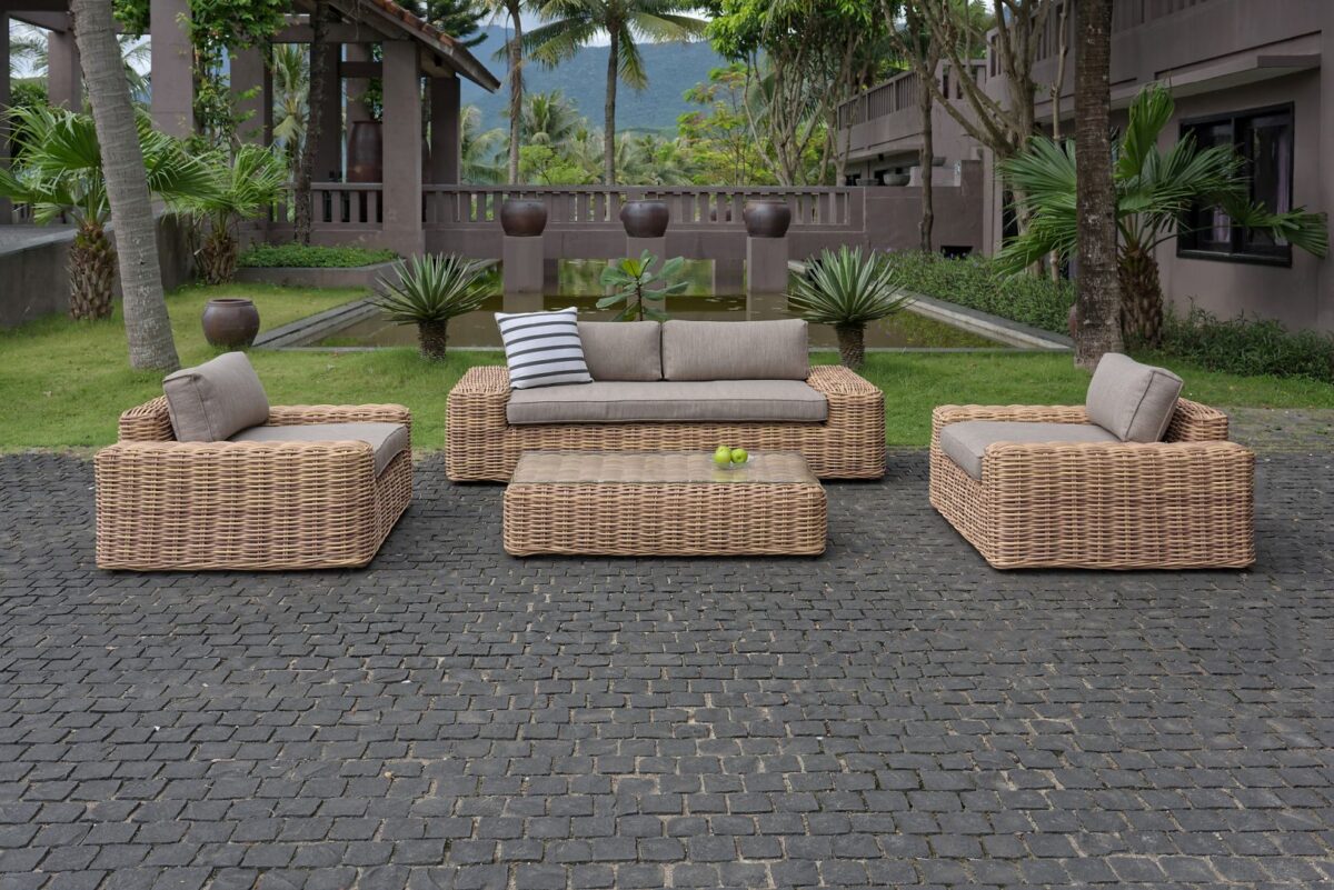 Yate-3 Lounge Set - Image 1