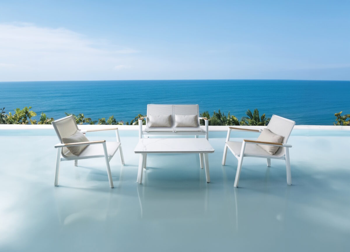 Aspen-2/White Lounge Set - Image 1